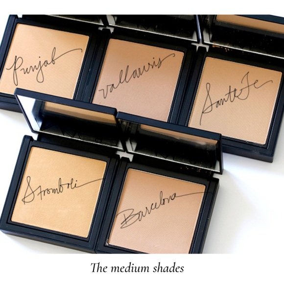 New! NARS all-day Luminous Powder Foundation SPF 25 in Medium 1.5 - Picture 4 of 4